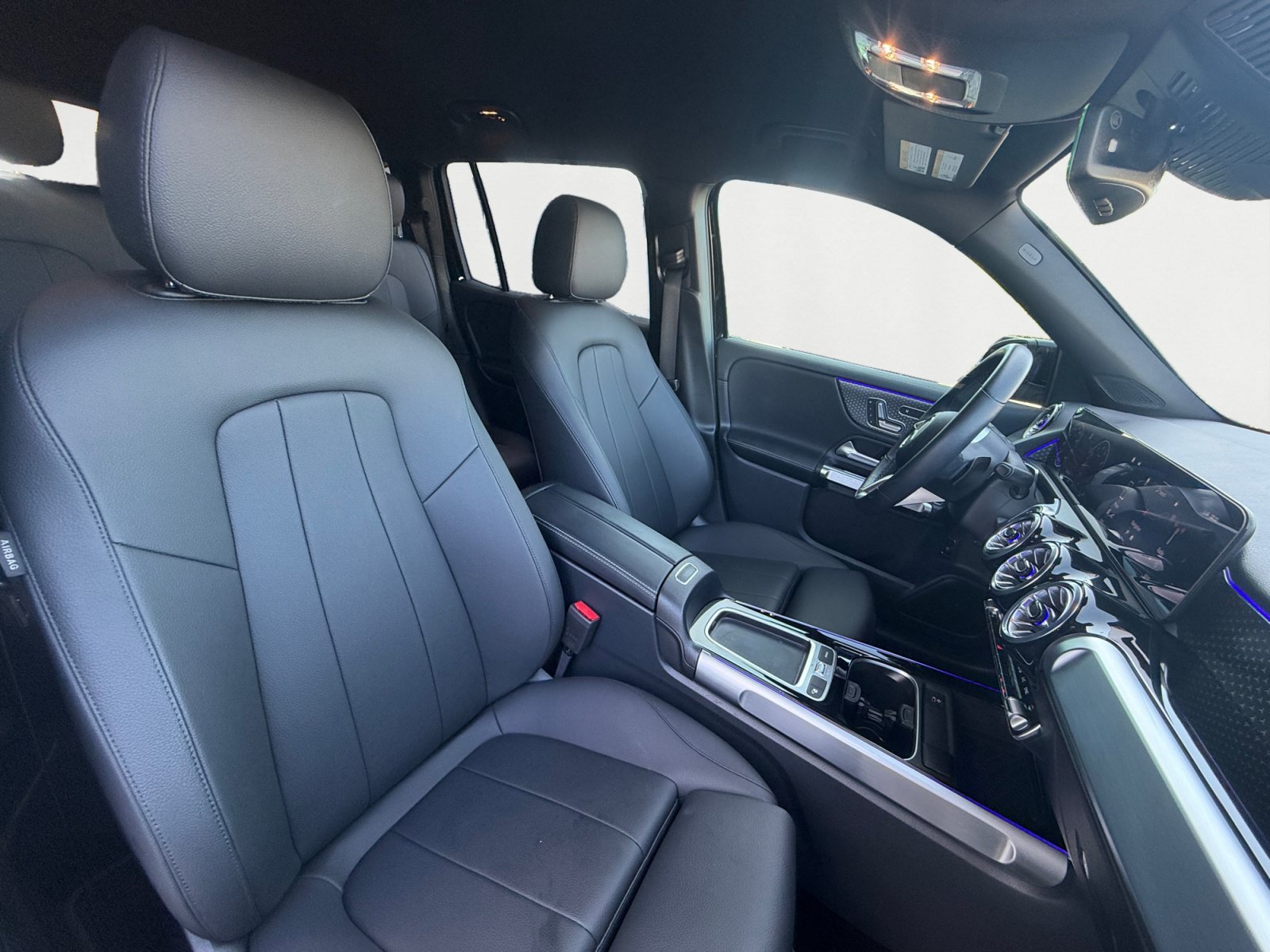 Certified Used 2025 Black Mercedes-Benz GLB 250 image 15