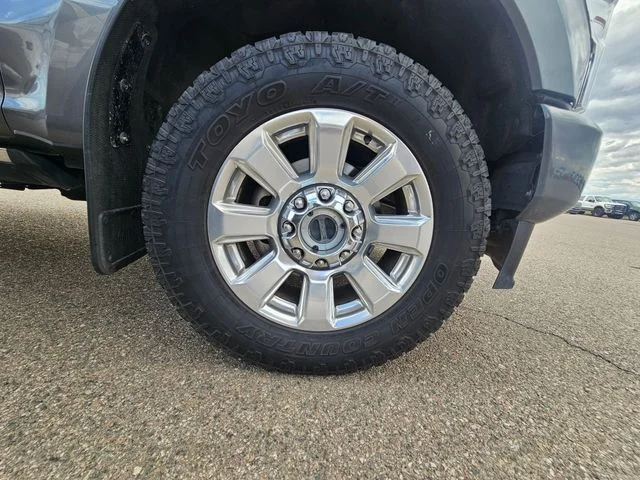 Used 2021 Gray Metallic Ford Platinum image 23