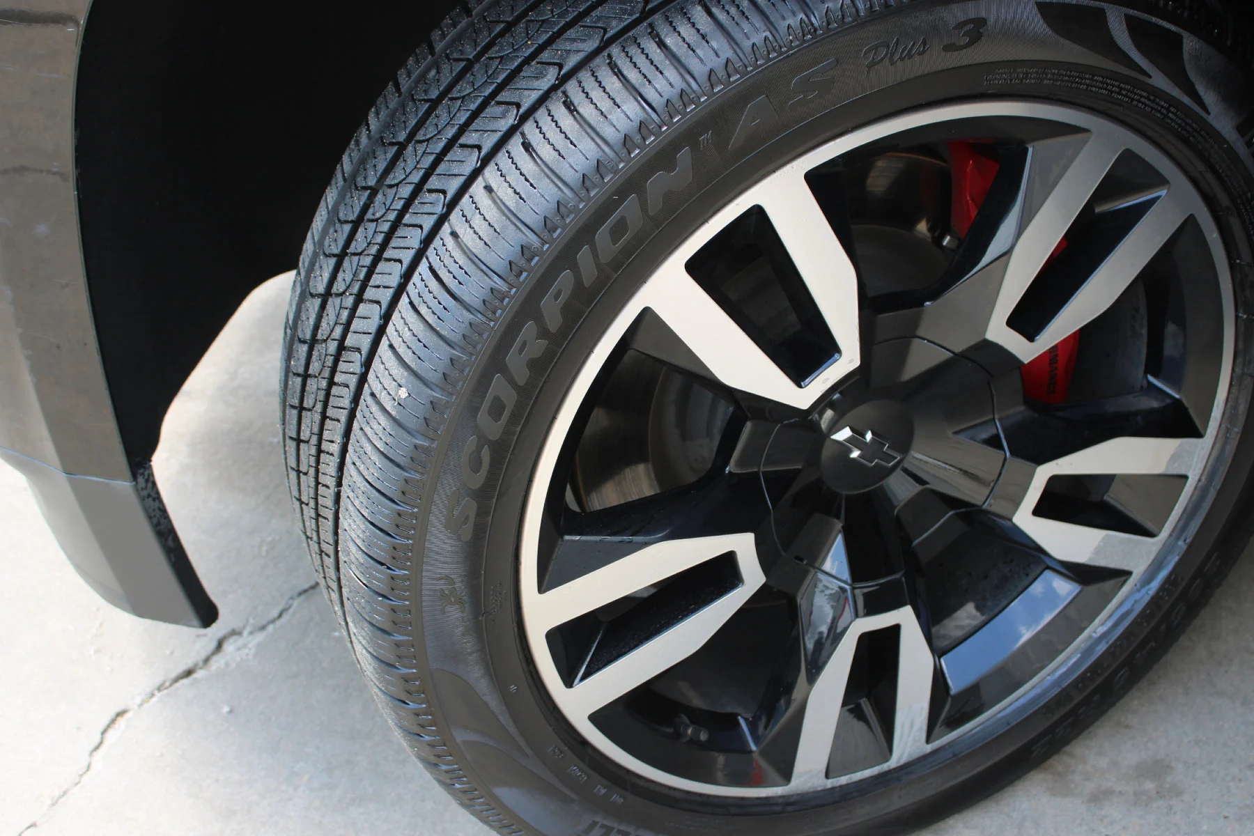 Used 2020 Black Chevrolet 2WD 4dr Premier image 23