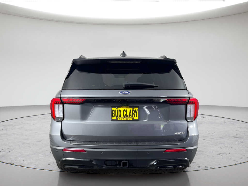 New 2026 Carbonized Gray Metallic Ford ST-Line image 6