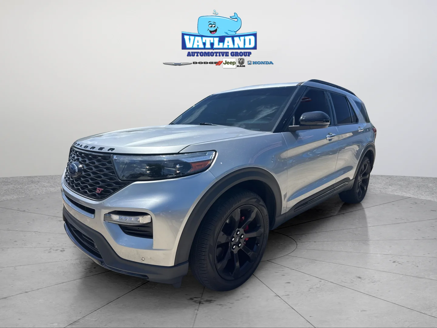 Used 2024 Silver Metallic Ford ST image 10