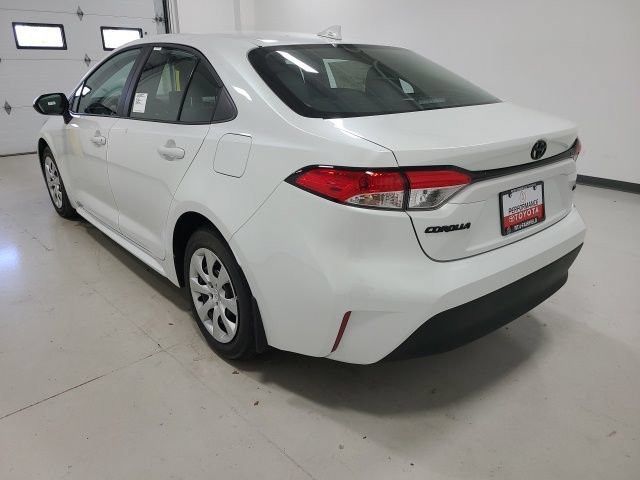 New 2026 Wind Chill Pearl Toyota LE image 4