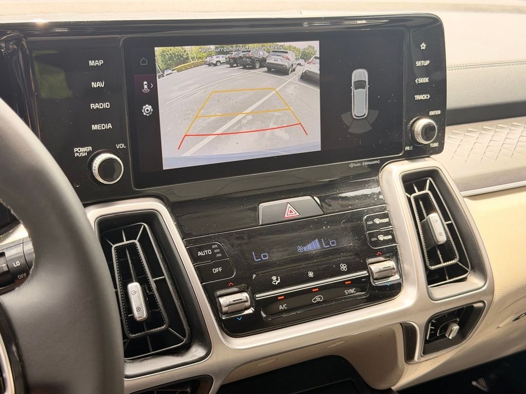 Used 2022 Silver Kia S image 35