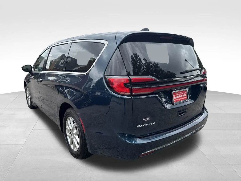 Used 2023 Blue Chrysler Touring L image 9