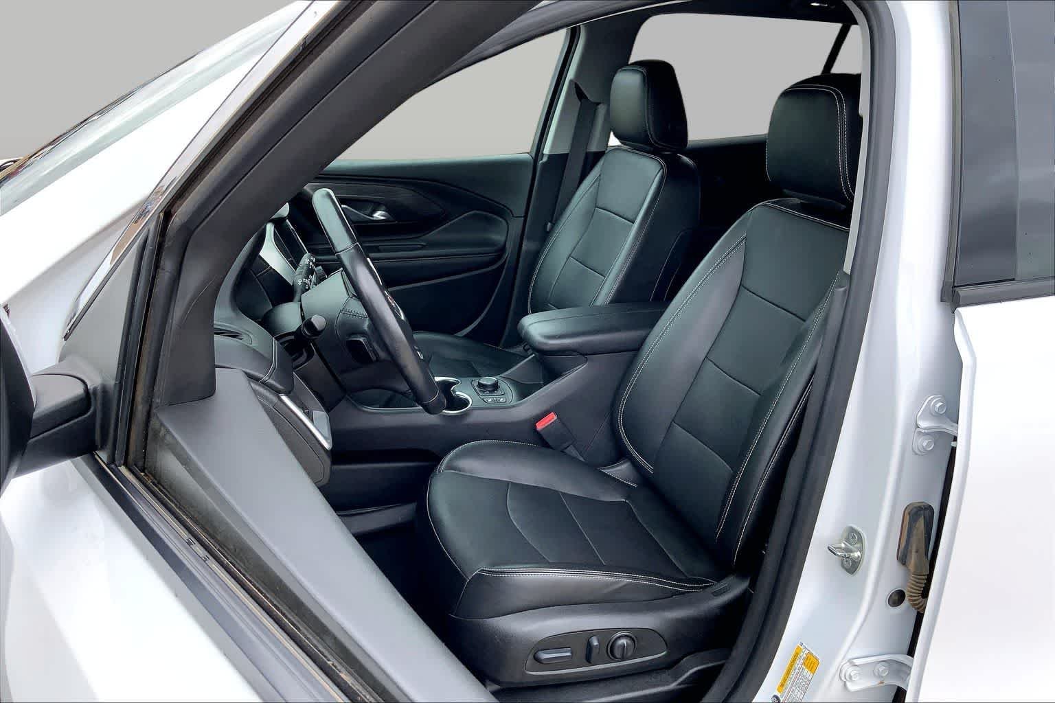 Used 2022 Summit White GMC SLT image 8