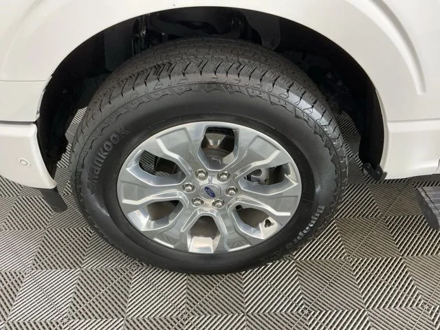 Used 2023 White Metallic Ford Platinum image 34