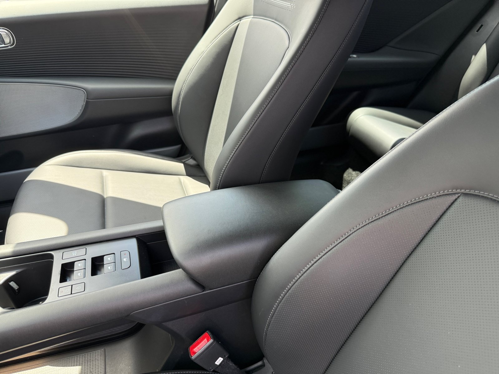 Certified Used 2023 Digital Green Hyundai SEL image 14