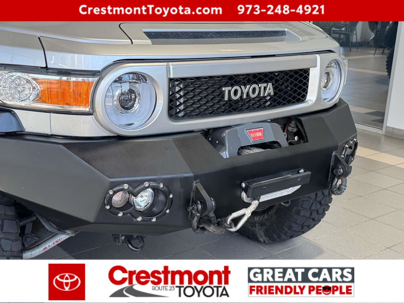 Used 2008 White/Titanium Metallic Toyota  image 11