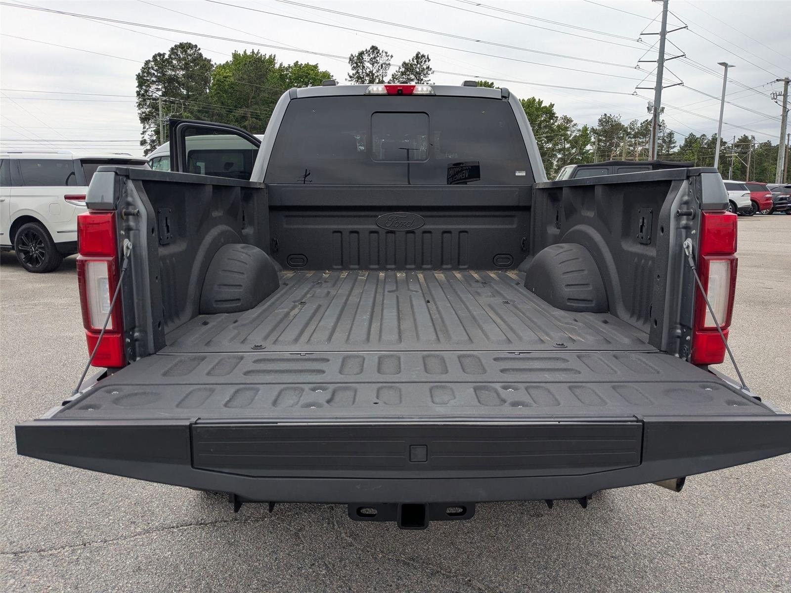 Used 2021 Carbonized Gray Metallic Ford LARIAT image 28