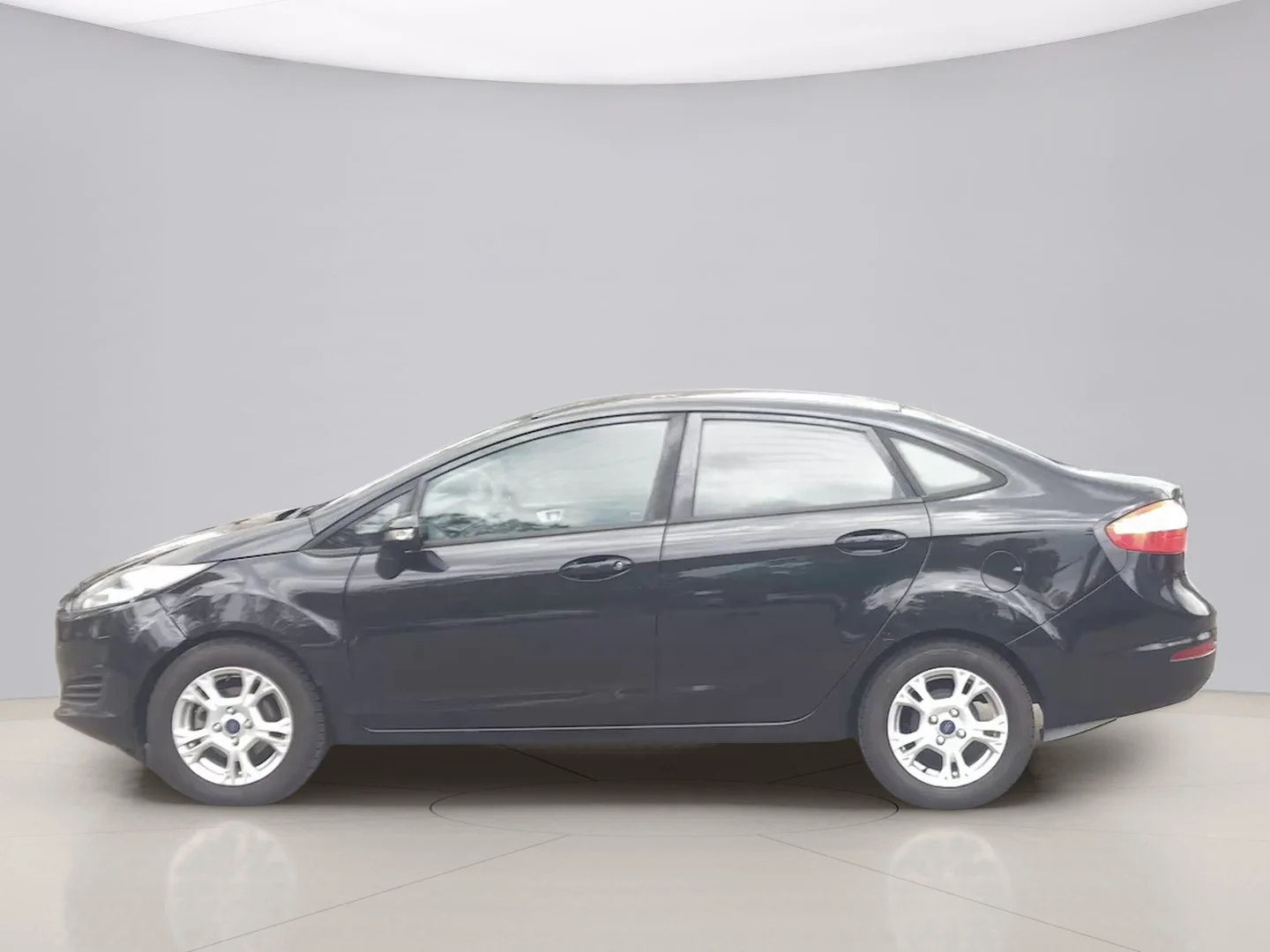 Used 2014 Black Ford SE SEDAN image 2