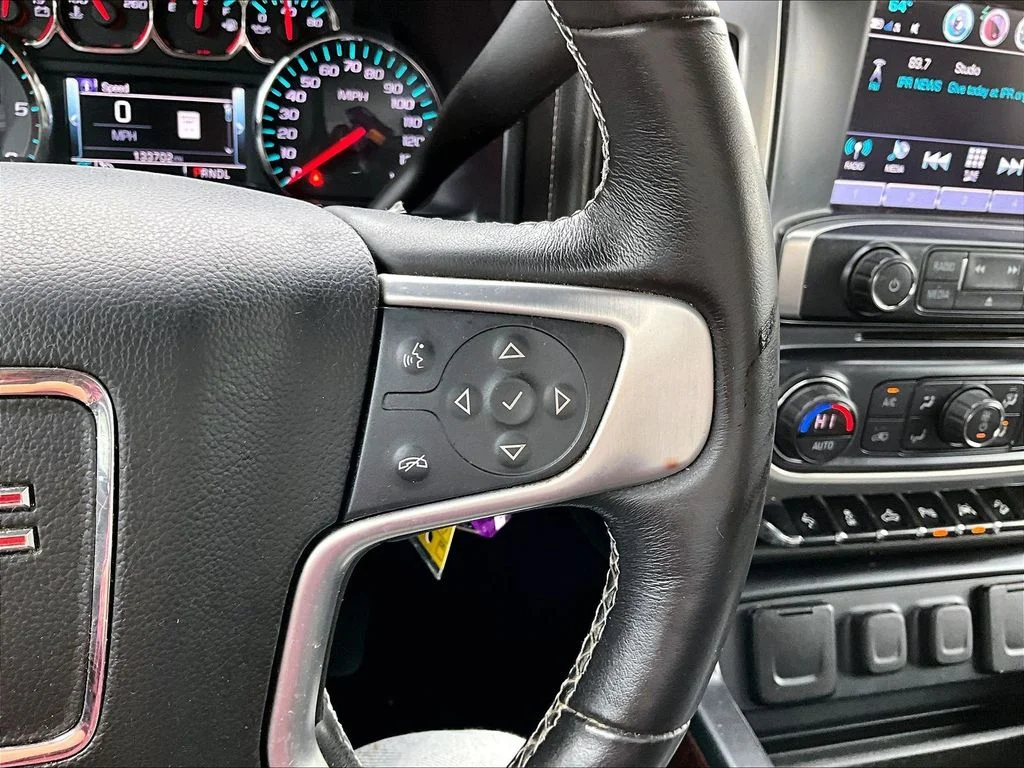 Used 2018 Gray GMC SLT image 14