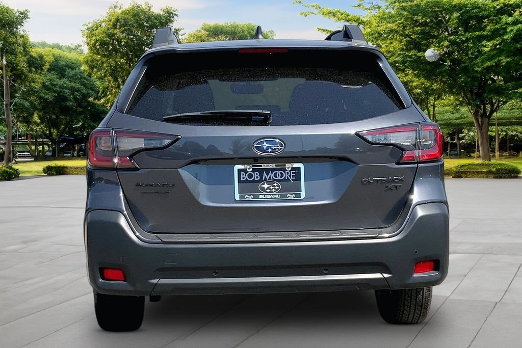 Used 2025 Gray Subaru Onyx Edition XT image 5