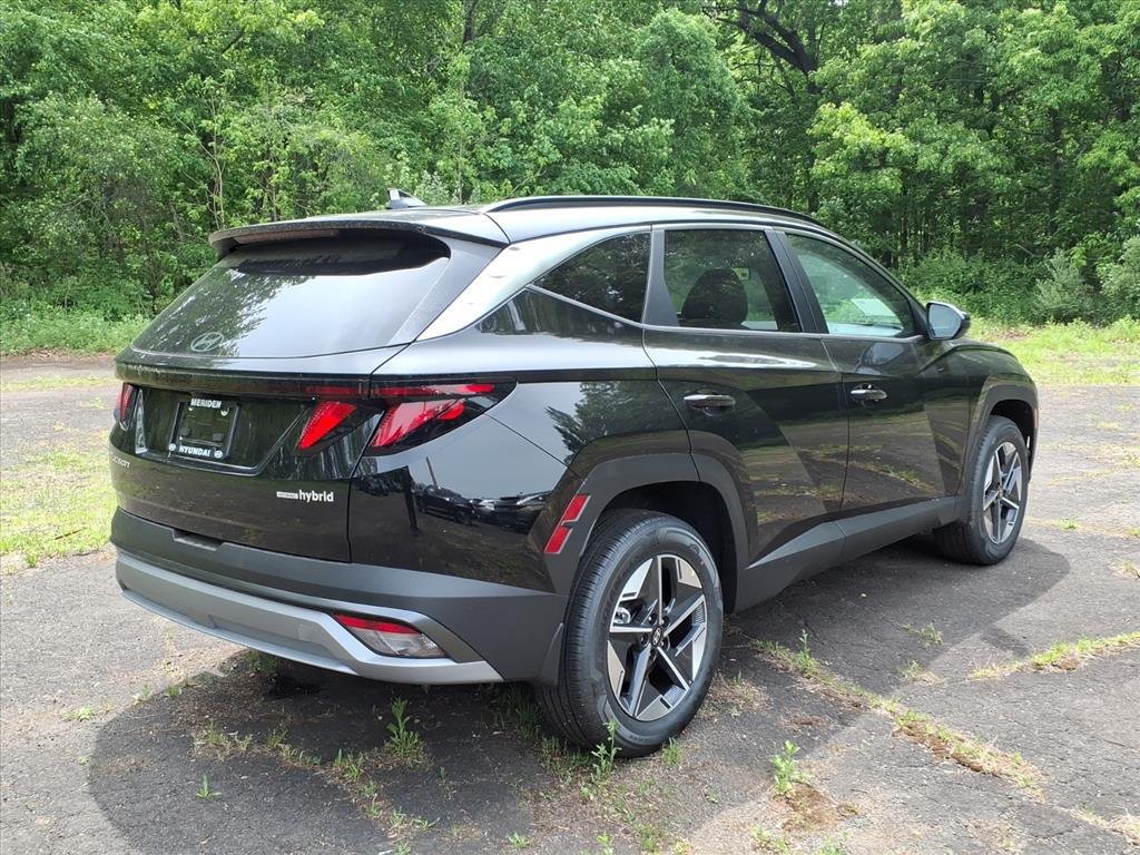 New 2026 Ash Black Hyundai SEL AWD image 4