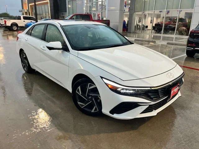 2024 Hyundai Elantra Limited