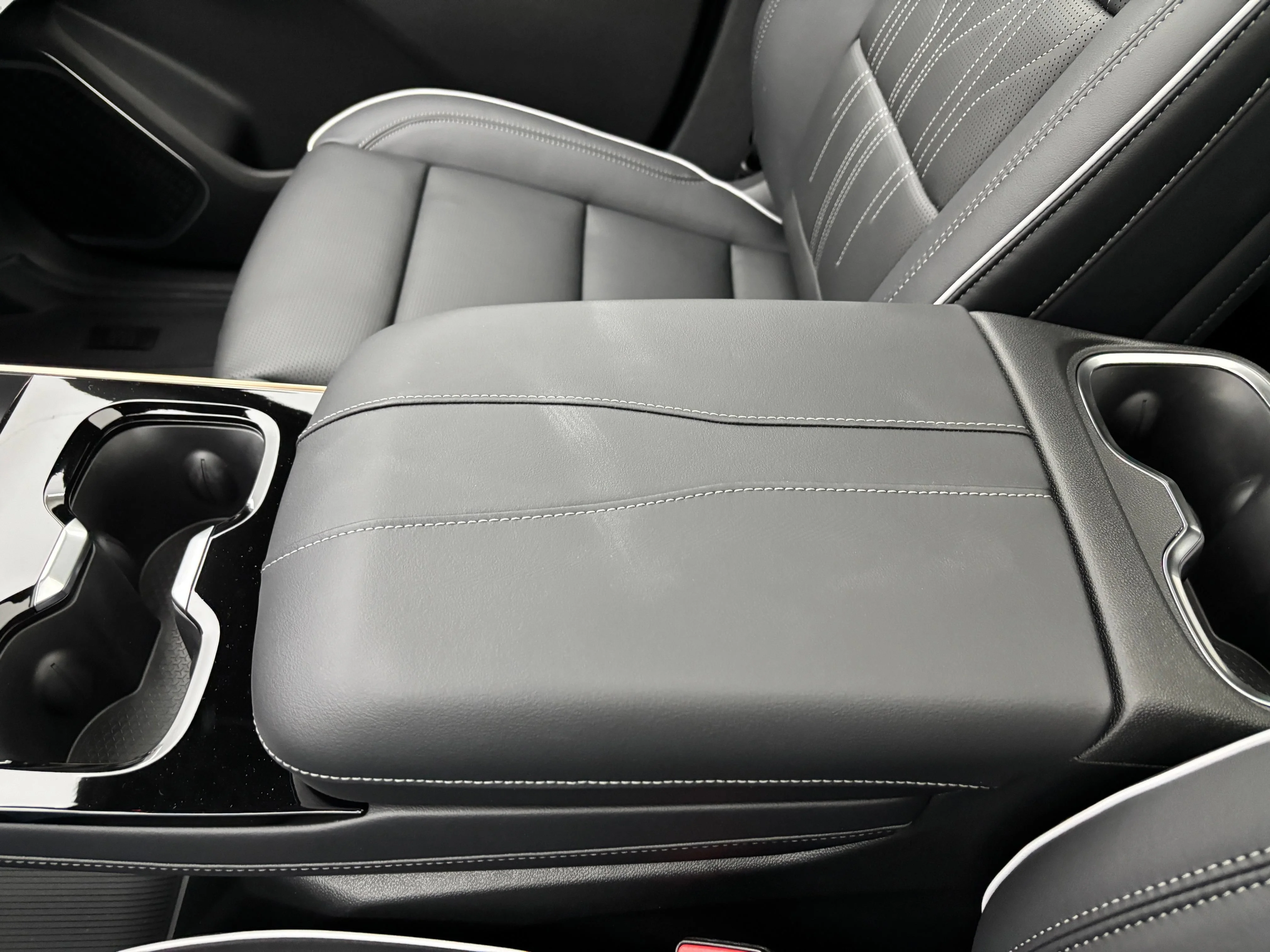 2026 Buick Enclave Avenir - Photo 36