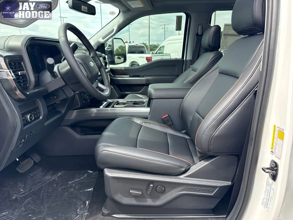 New 2026 Star White Metallic Tri-Coat Ford F-250® Lariat® image 11