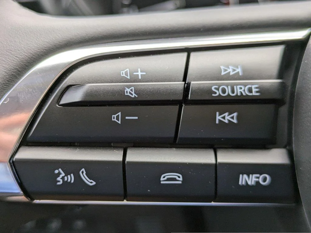 2025 Mazda CX-30 Premium - Photo 27