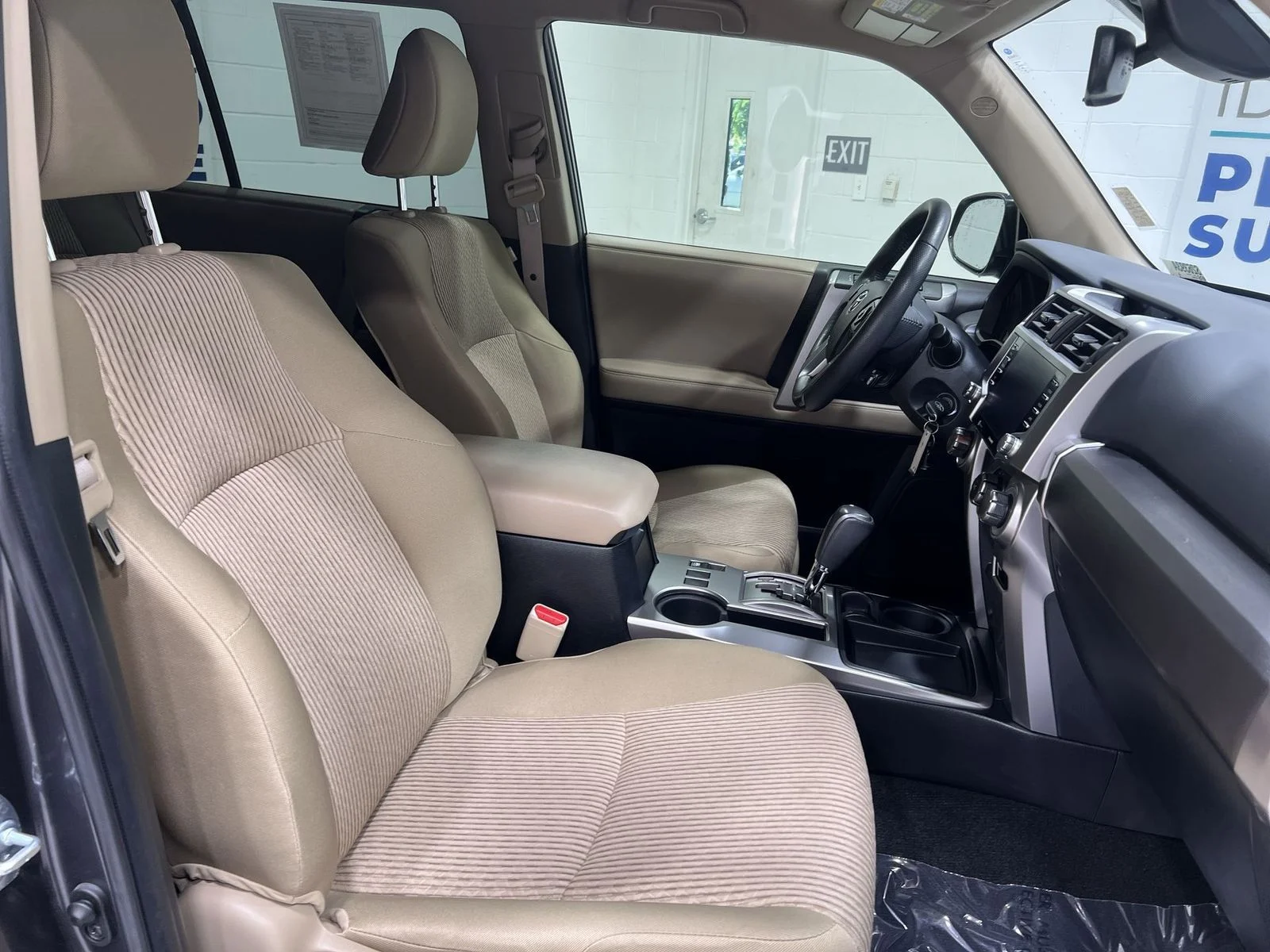 Used 2021 Gray Toyota SR5 image 23
