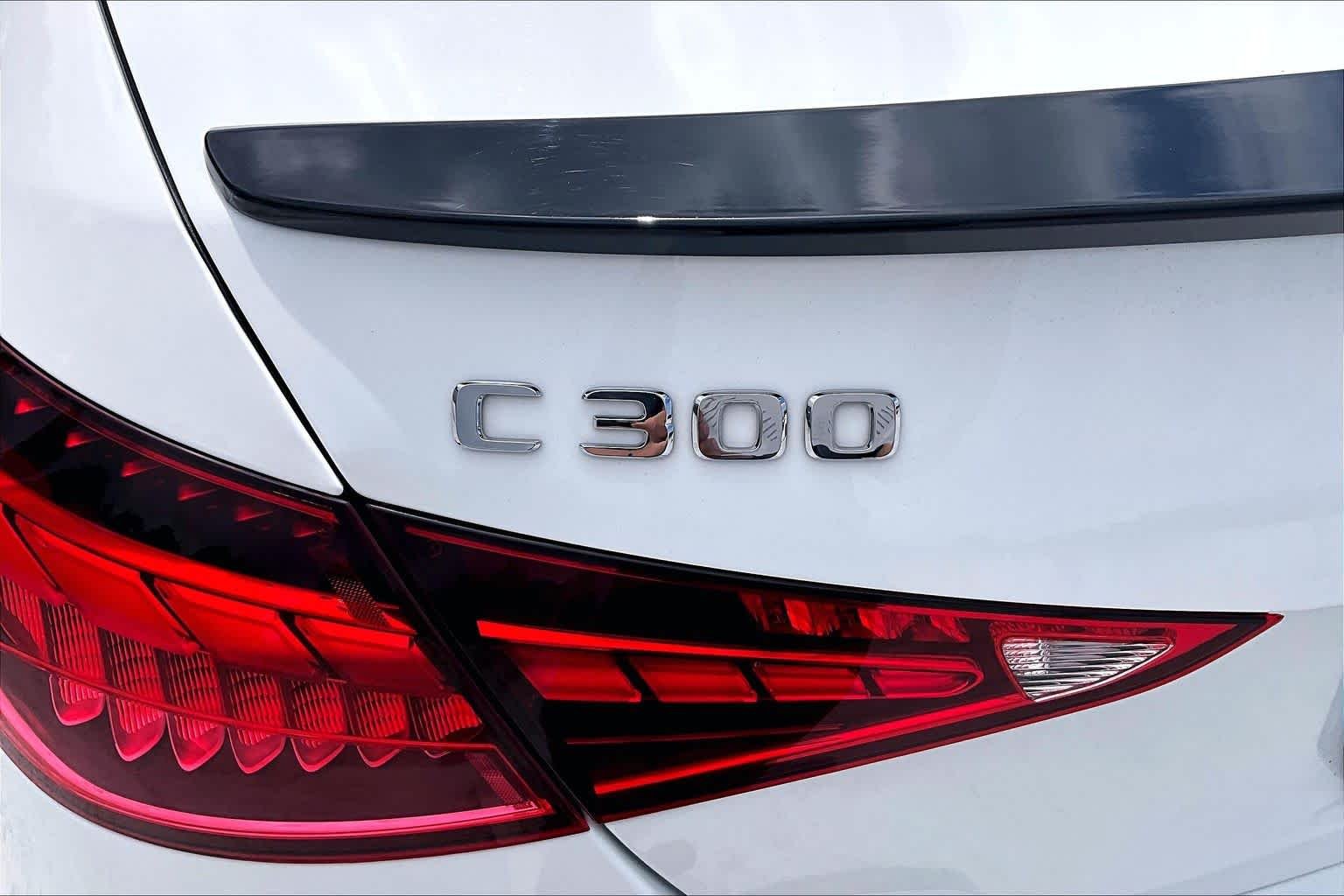 Used 2024 Polar White Mercedes-Benz C 300 image 31