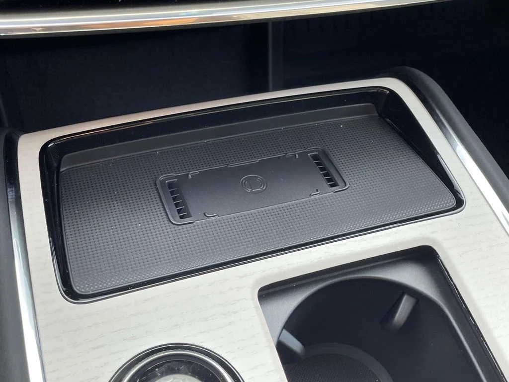 New 2026 Aurora Silver Volvo Ultra image 21