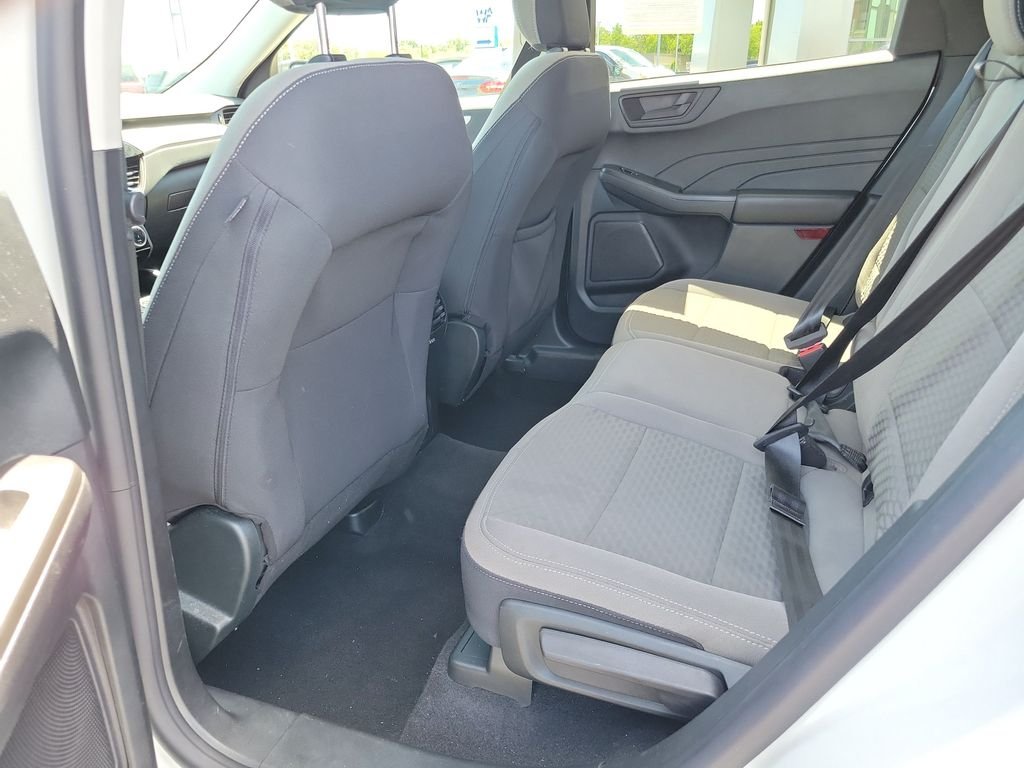 Certified Used 2022 White Ford SE image 11