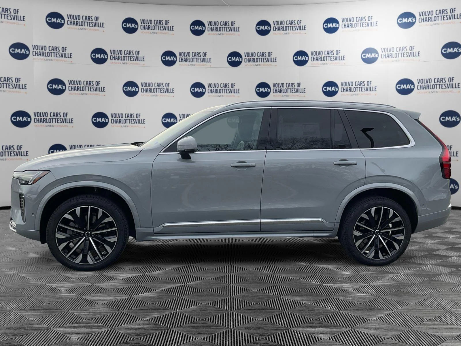 New 2026 Vapour Grey Metallic Volvo Ultra image 2