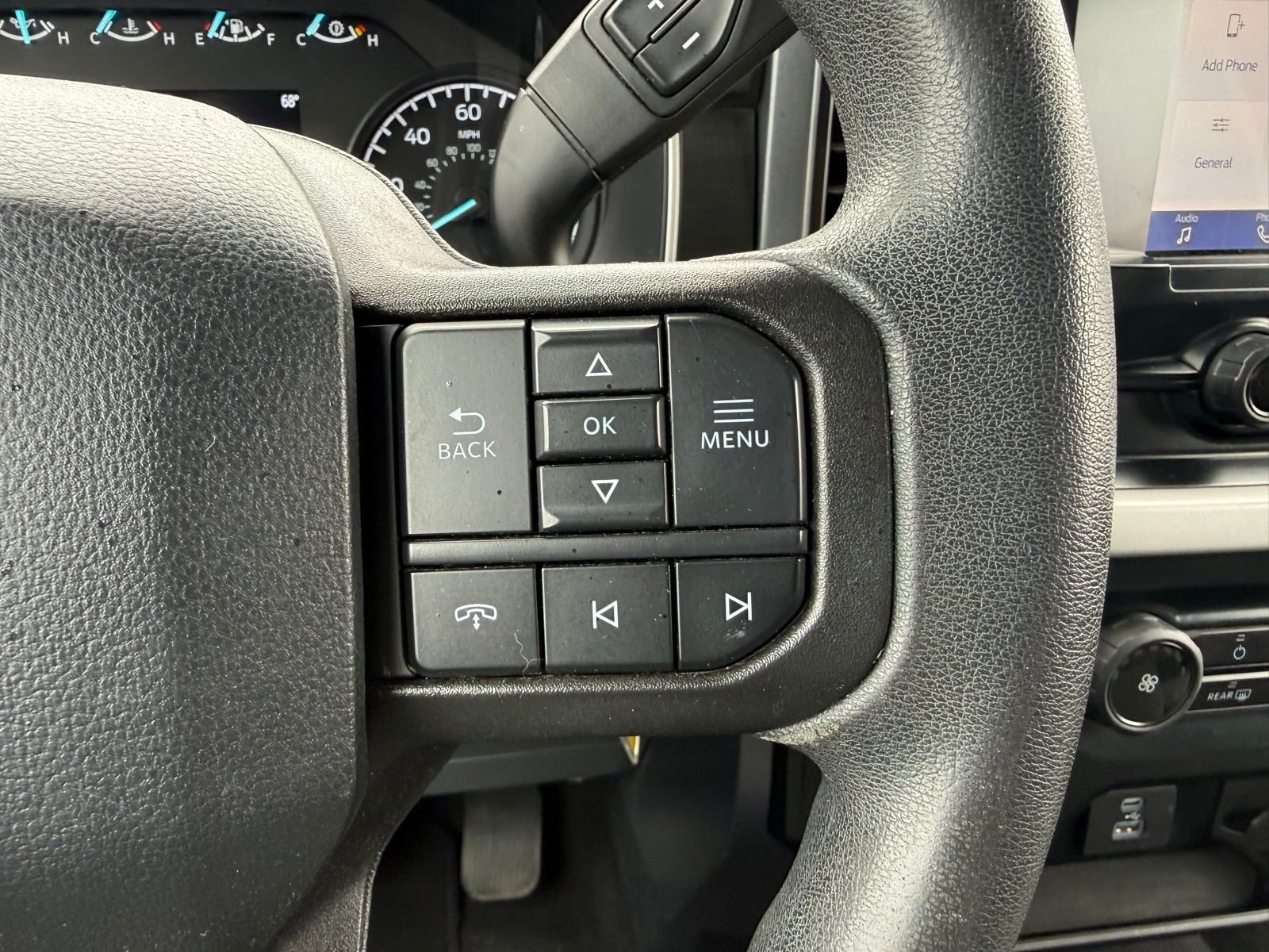 2023 Ford F-150 XLT - Photo 17