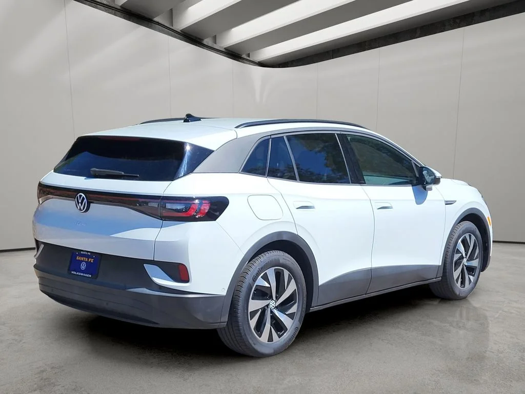 Used 2023 Pure White Volkswagen Pro image 3