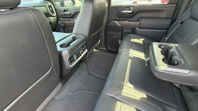 Used 2022 FOREST METALLIC GMC Denali image 24