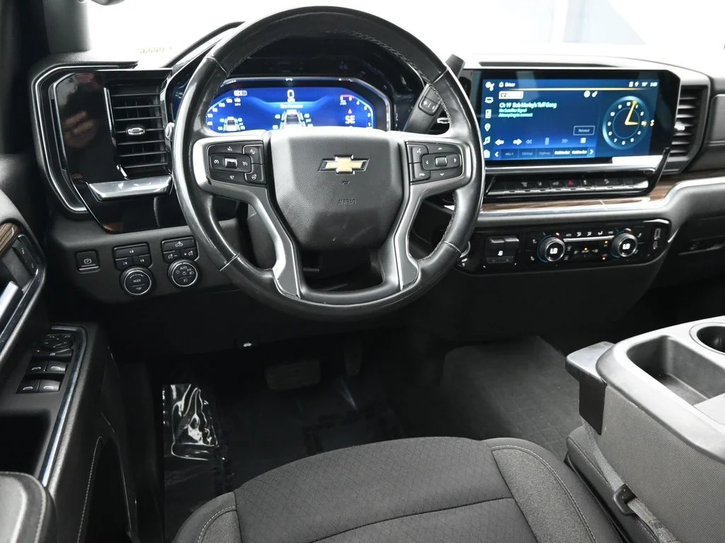 2024 Chevrolet Silverado 2500HD LT - Photo 18