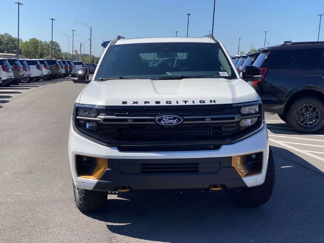 New 2027 White Ford Tremor image 21