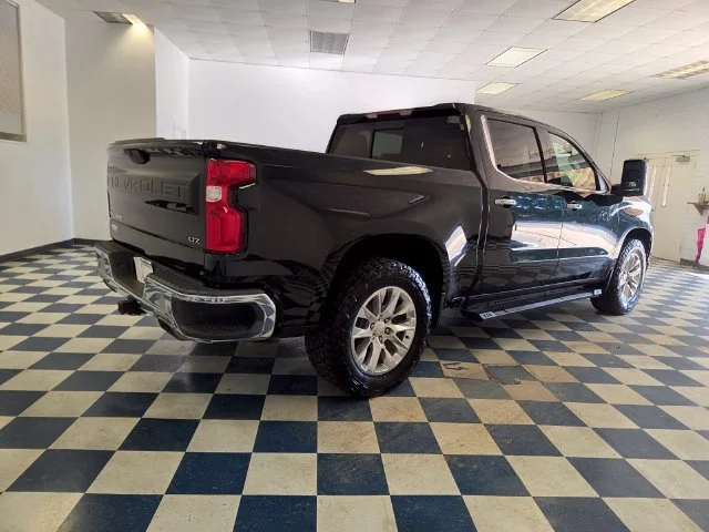 Used 2019 BLACK Chevrolet LTZ image 6