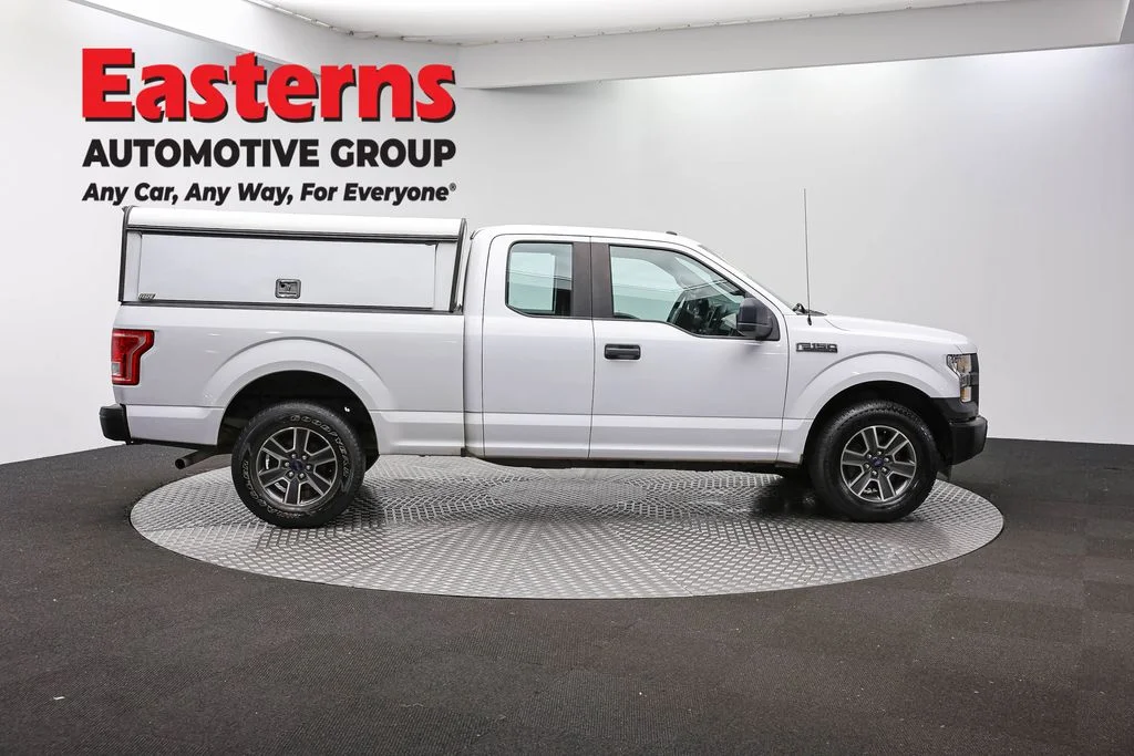 Used 2016 White Ford XL image 4