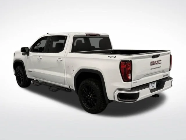 Used 2023 White GMC Elevation image 6