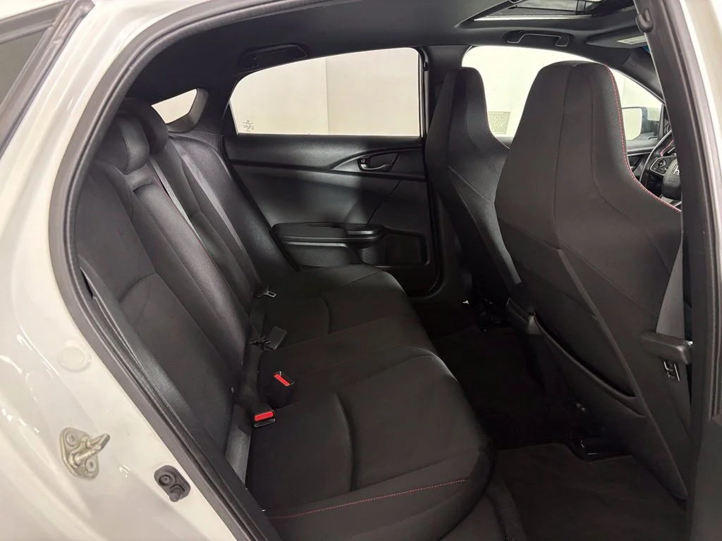 Used 2018 White Honda Si image 40