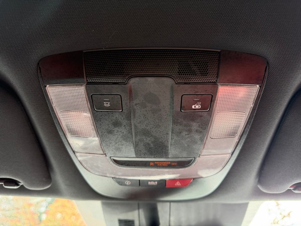 Used 2024 Glacial White Pearl Kia GT-Line image 26