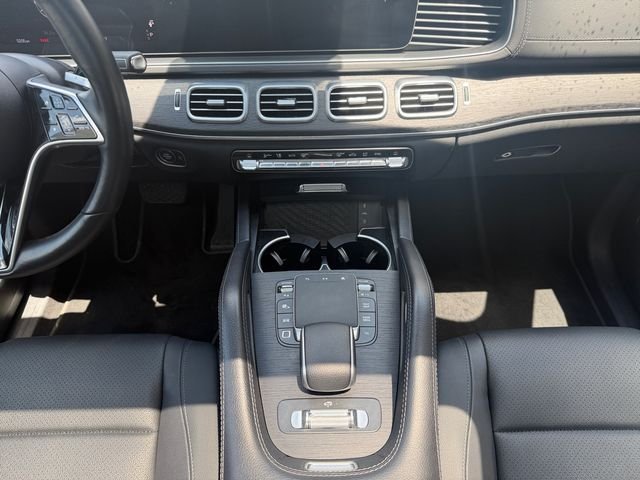 Used 2025  Mercedes-Benz GLS 450 image 15