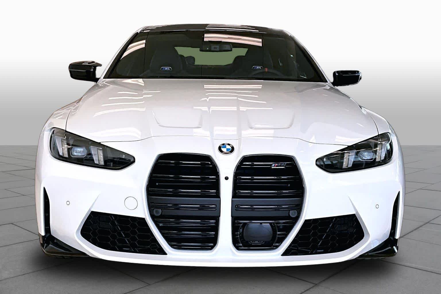 Used 2026 Alpine White BMW Competition image 3