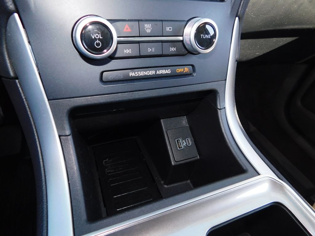 Used 2023 Blue Ford SEL image 44