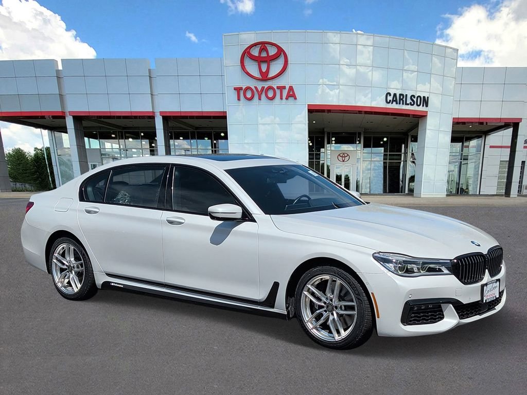 Used 2016 BMW 7 Series 750i with VIN WBA7F2C58GG419762 for sale in Minneapolis, Minnesota