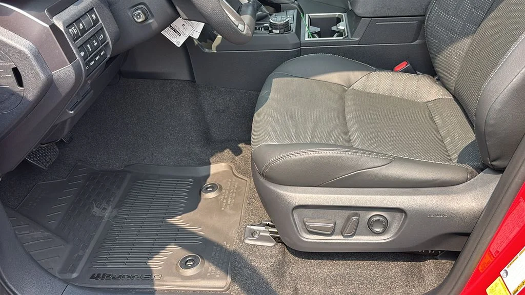 2026 Toyota 4Runner TRD Off-Road - Photo 28