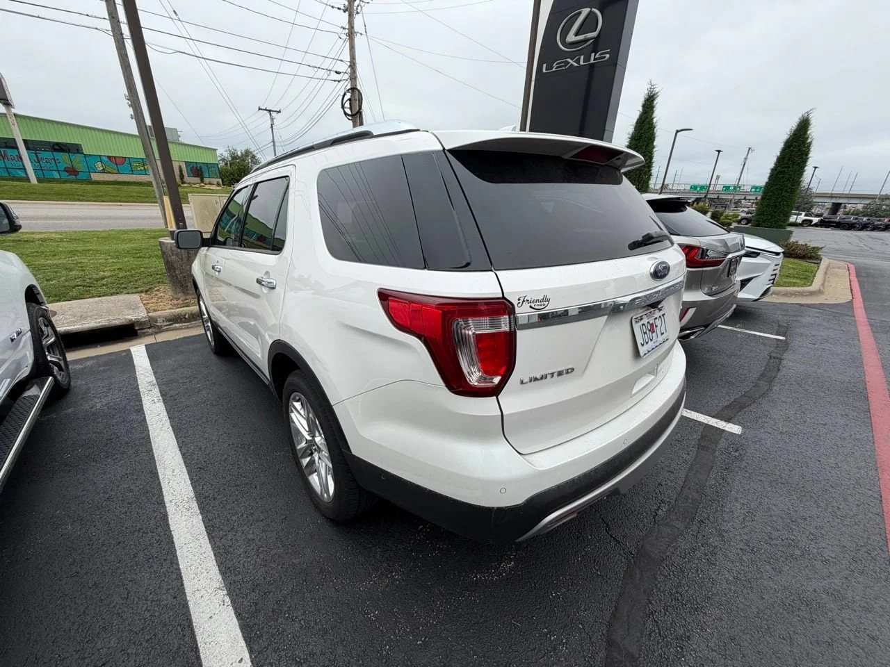 Used 2017 White Platinum Tri-Coat Ford  image 5