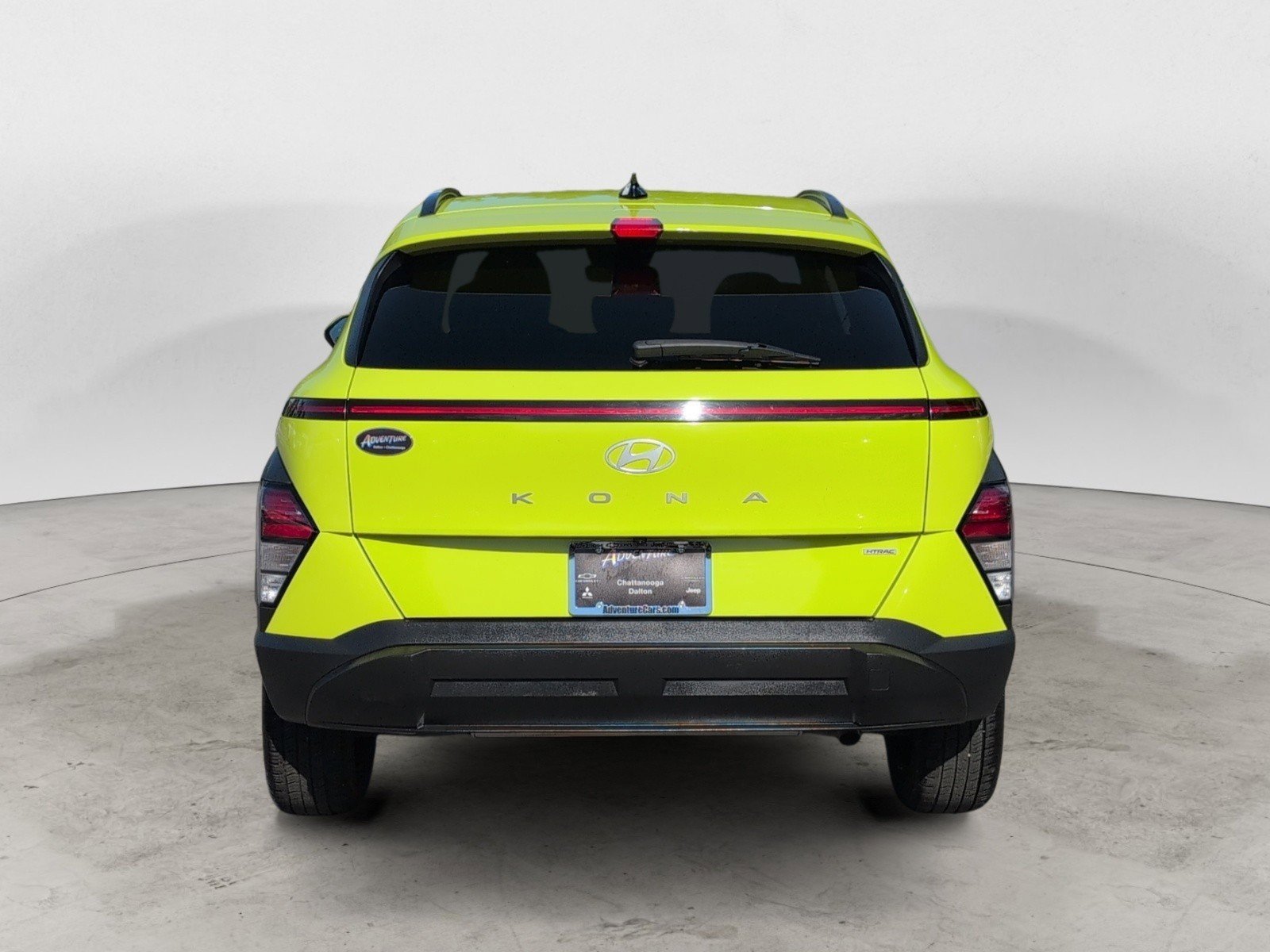 Used 2025 Neoteric Yellow Hyundai SEL image 4