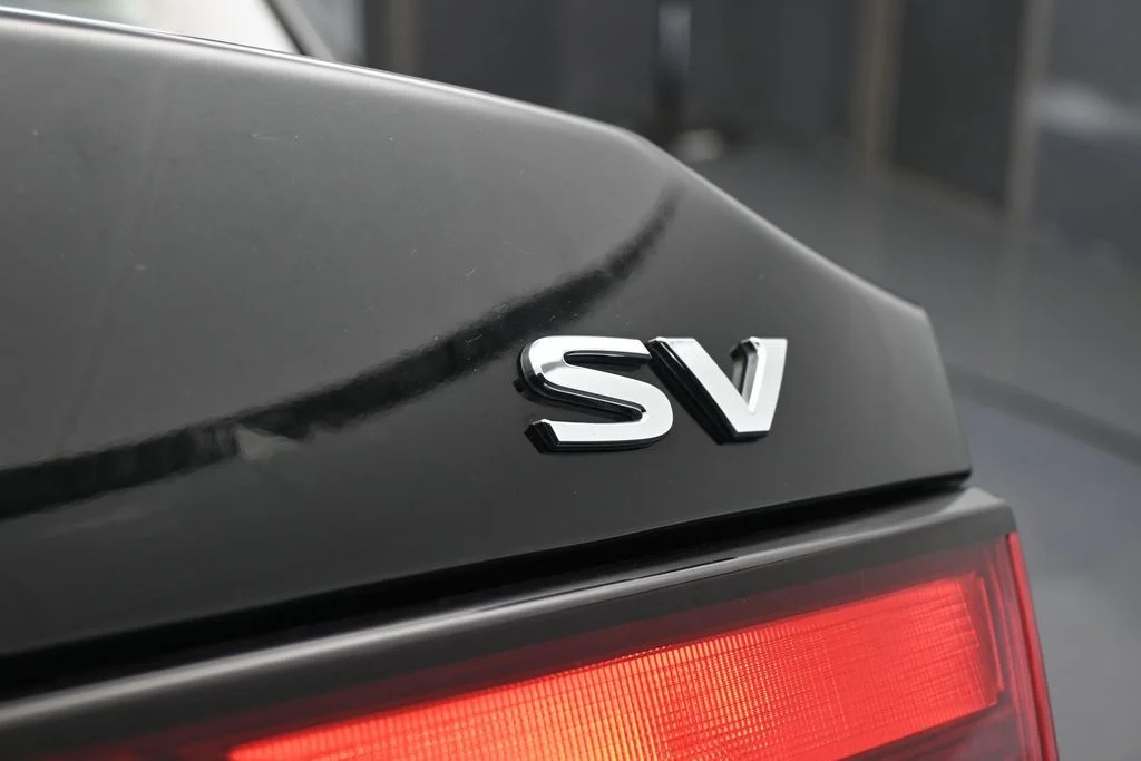 Used 2022 Super Black Nissan SV image 29