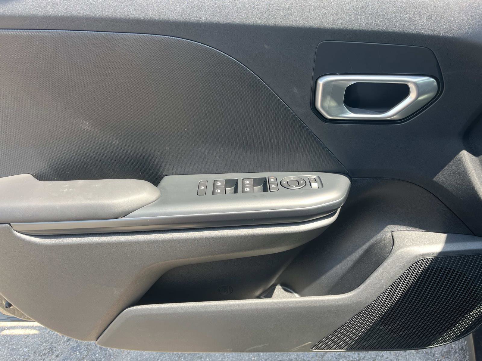 New 2026 Aurora Black Pearl Kia LXS image 21