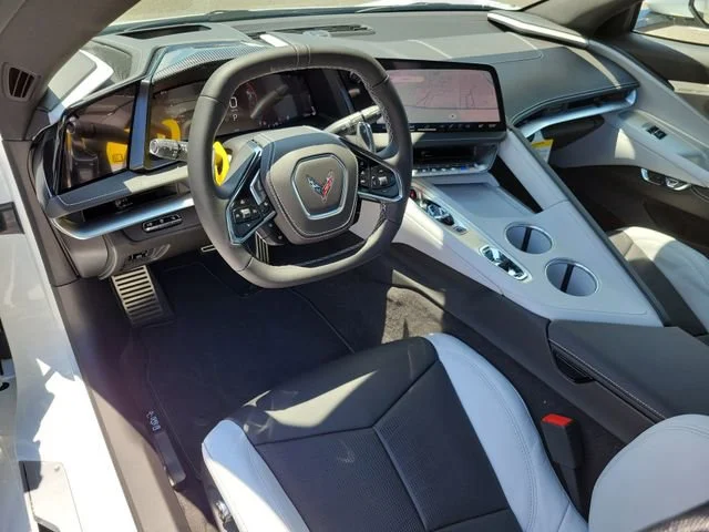 New 2026 Arctic White Chevrolet 2LT image 15