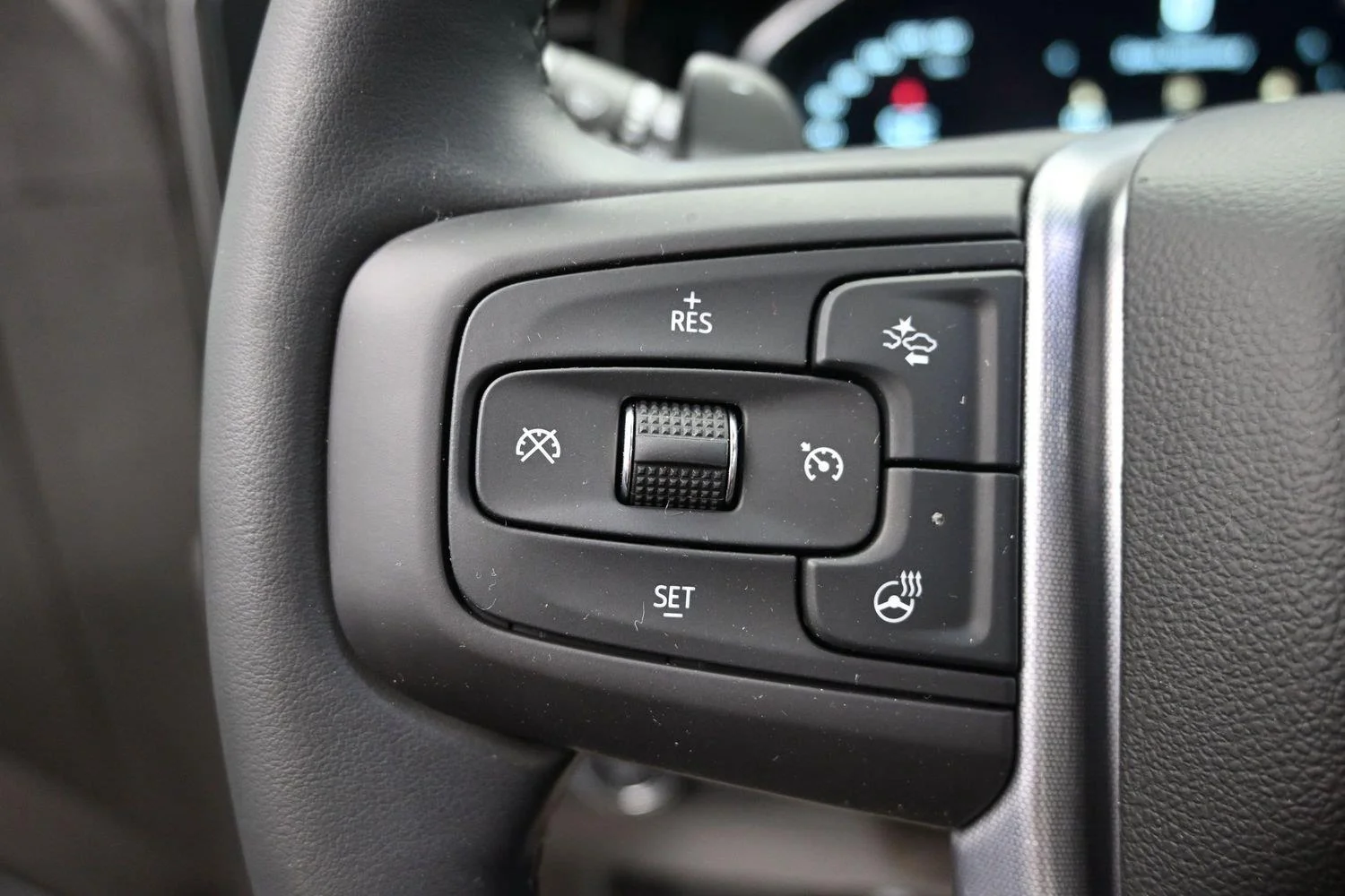 Used 2023 ONYX BLACK GMC SLT image 24