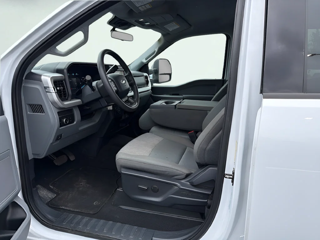 2025 Ford F-250 Super Duty XLT - Photo 25