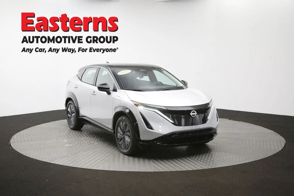 Used 2023 Silver Nissan ENGAGE image 48