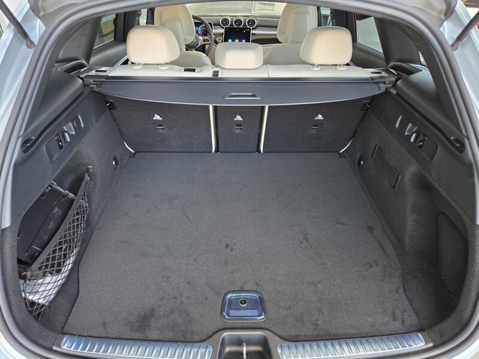 New 2026 Cirrus Silver Metallic Mercedes-Benz GLC 300 SUV image 15